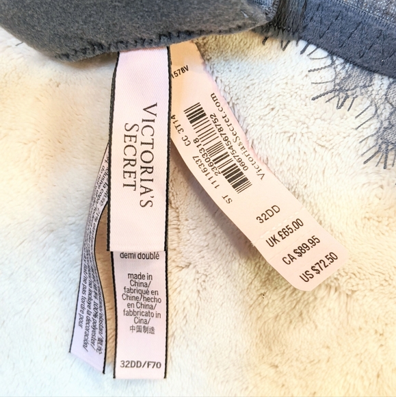 Victoria Secret lingerie set - Picture 4 of 8